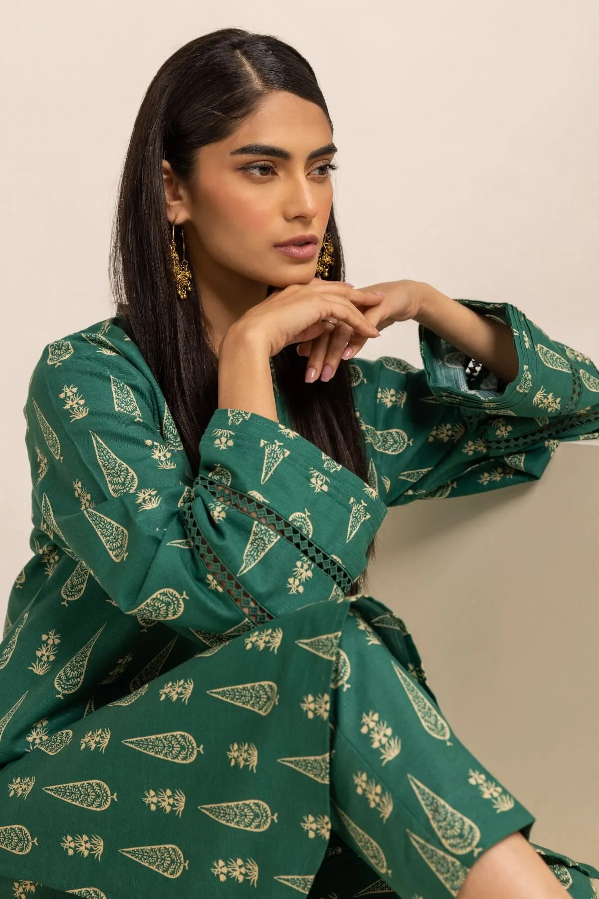 Khaadi Green Classic Khaddar 2-Piece Suit